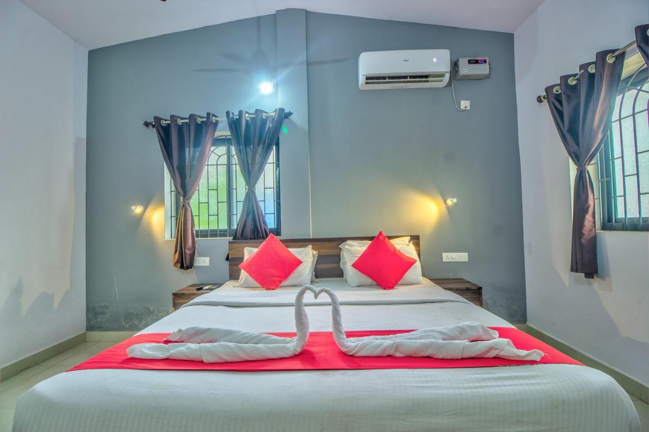 Beach Doorz Hotel Baga Exterior foto